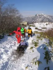 雪上搬送訓練